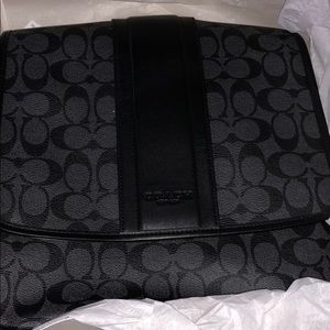 Men’s Coach CHS MAP BAG